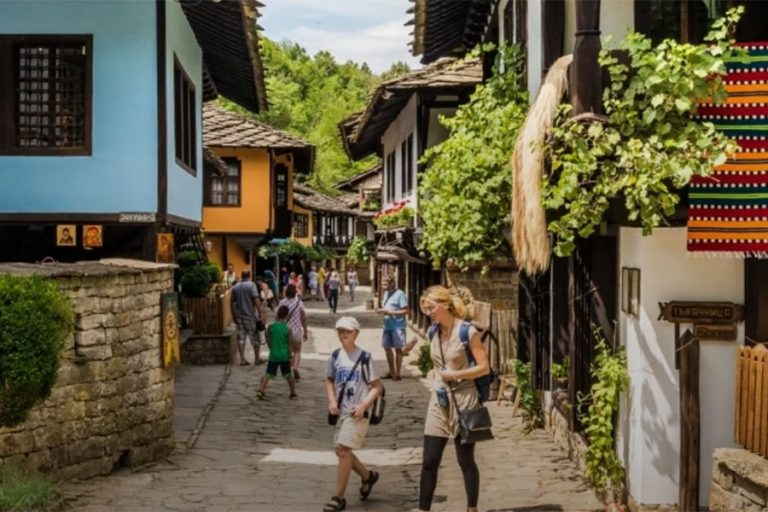 Read more about the article Regional Ethnographic Open-Air Museum Etar